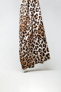 Q2 Lenço de tecido fino com estampado de leopardo em castanho