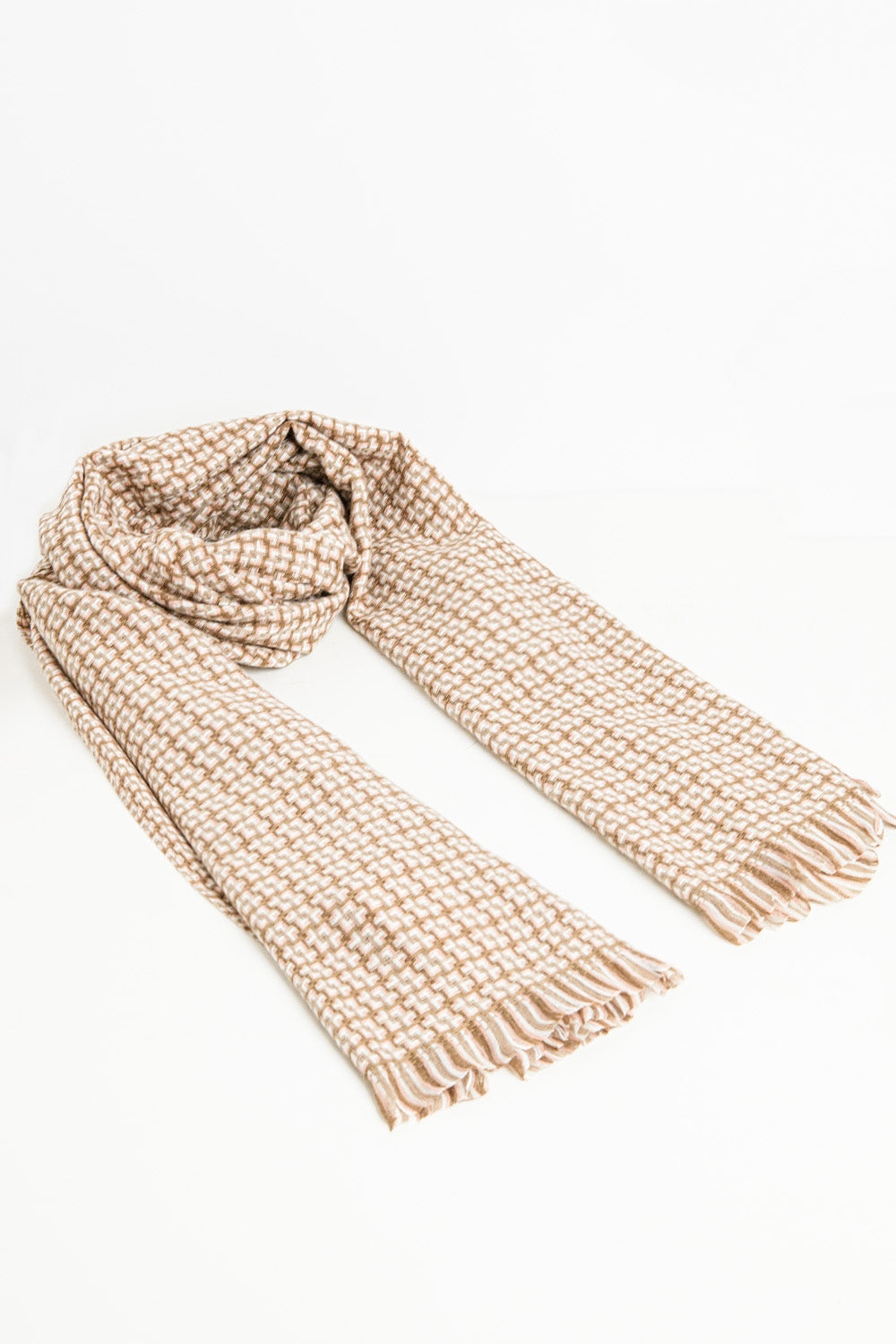 Lenço rosa super macio com impressão geométrica