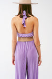Macacão maxi plissado com decote halter em cetim lila