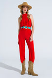 Q2 Macacão vermelho com decote halter cruzado