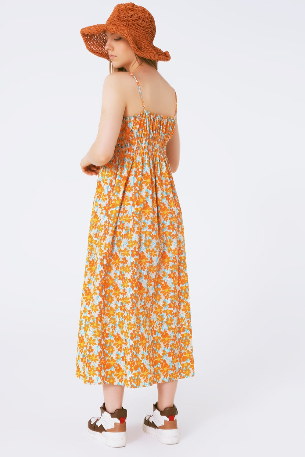 Maxi vestido de praia com estampa de flores de laranja