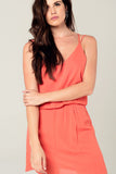 Q2 Mini vestido de laranja com detalhe chrosé de volta