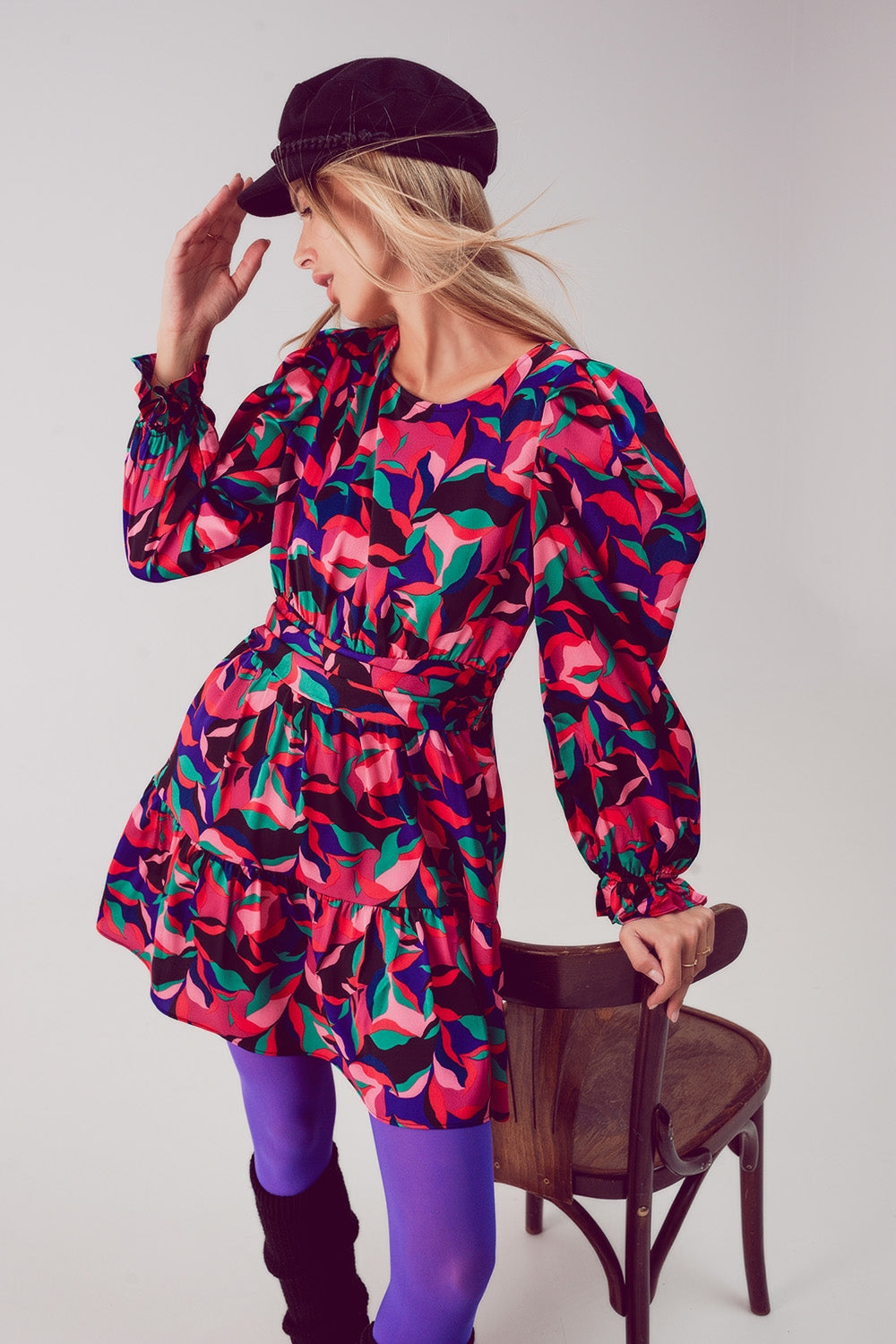 Mini vestido de manga de Puff em preto