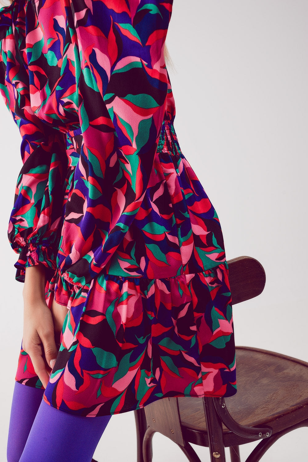 Mini vestido de manga de Puff em preto