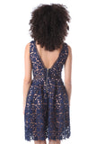 Vestido mini com renda azul