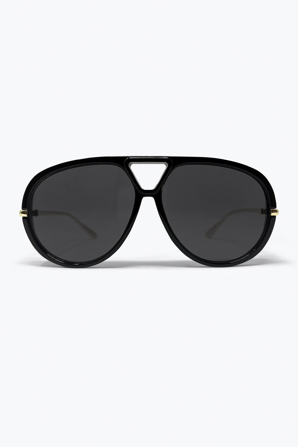 Q2 Óculos de Sol Aviador Oversized Pretos com Detalhes Dourados