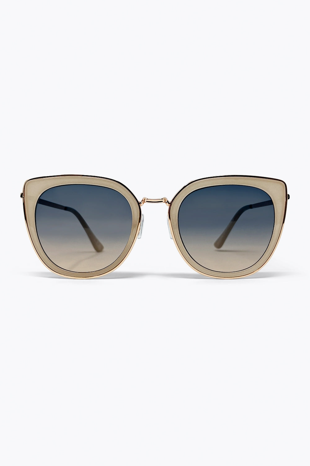 Q2 Óculos de Sol Oversized com Armação de Metal Bege e Lentes em Gradiente Formato Olho de Gato