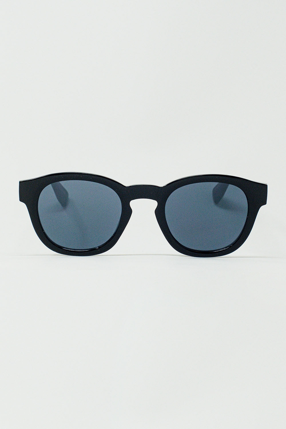 Q2 Óculos de sol redondos dos anos 90 com lentes de cor preta e armação preta