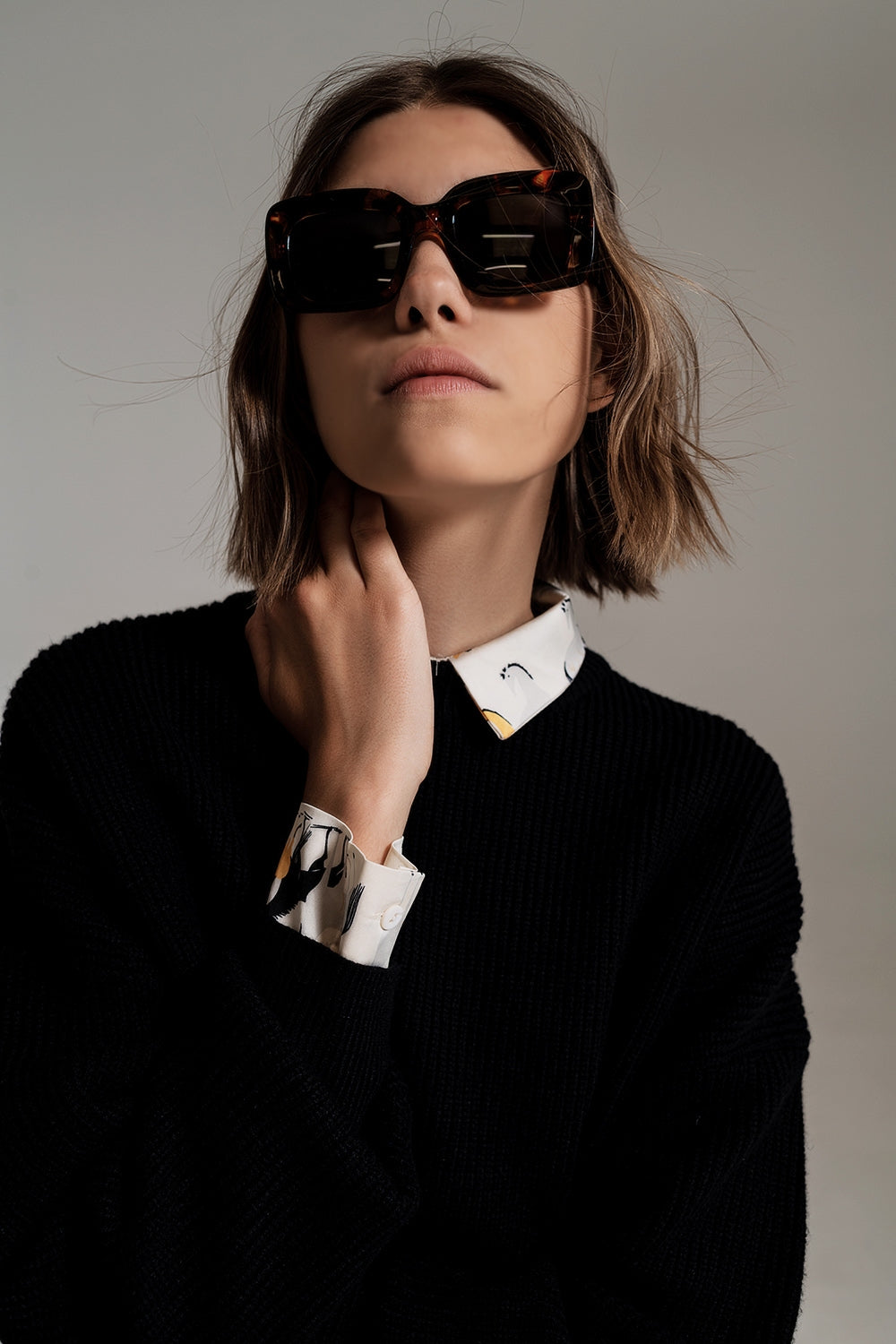 Óculos de sol retangulares oversized em estilo retrô