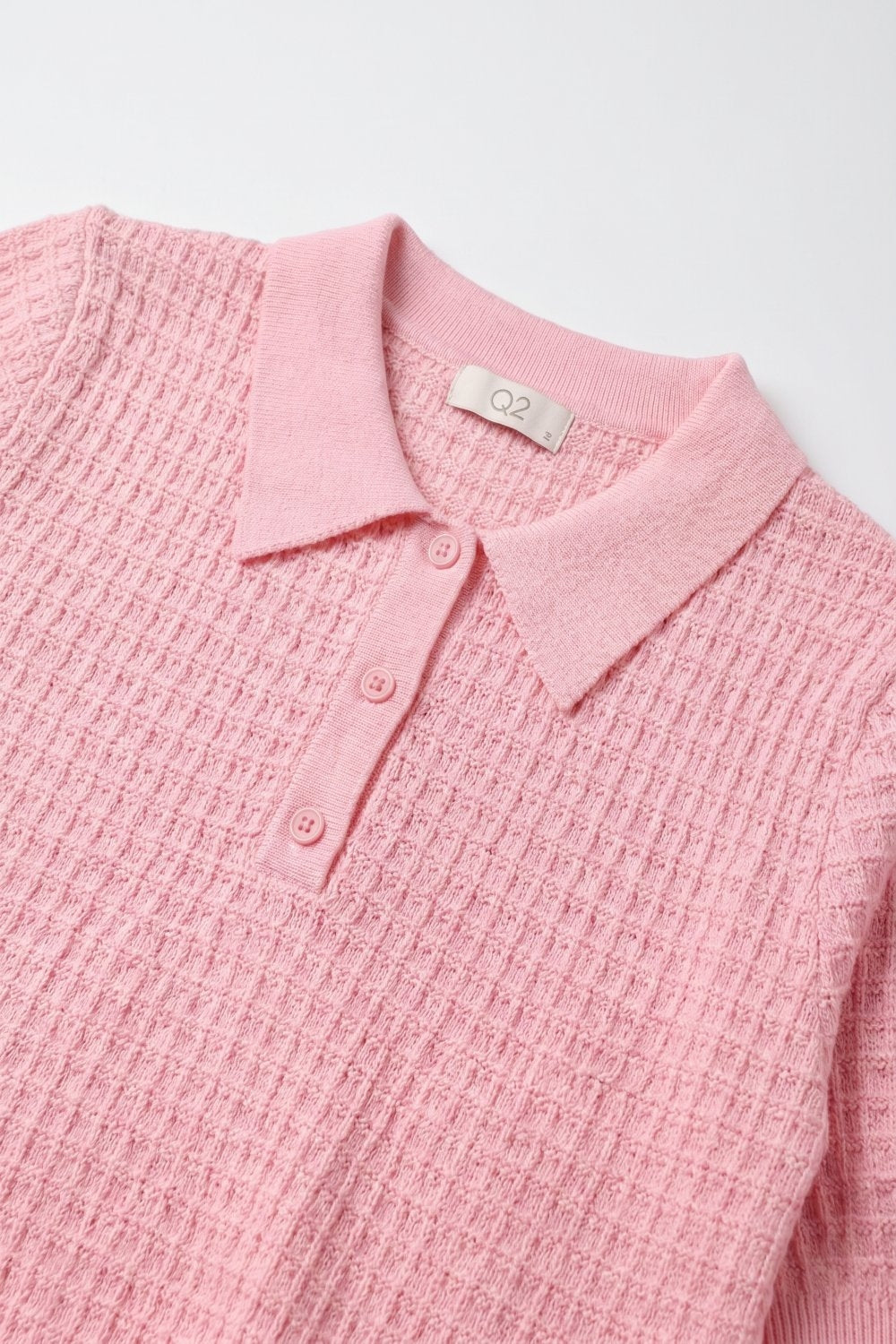 Polo com Botões em Malha Waffle em rosa com Manga Curta