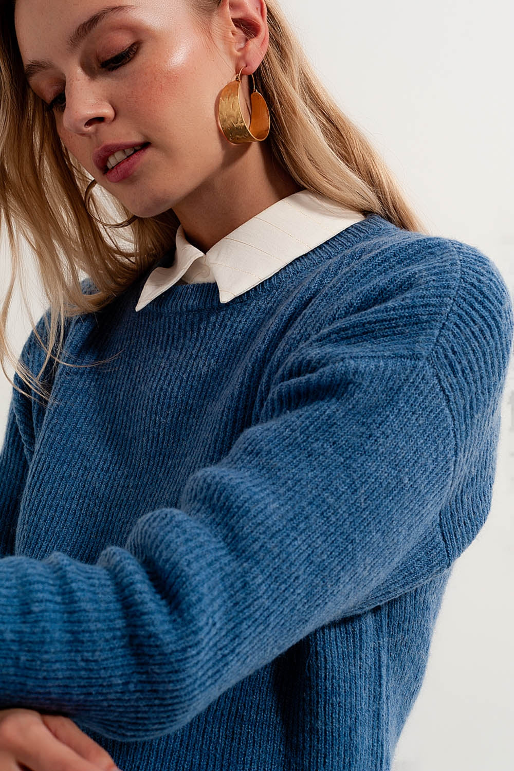 Pullover com pescoço redondo em cor azul