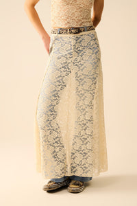 Saia longa de renda bege com design floral