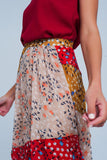 Saia vermelha comprida com estampado de flores