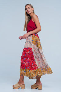 Saia vermelha comprida com estampado de flores