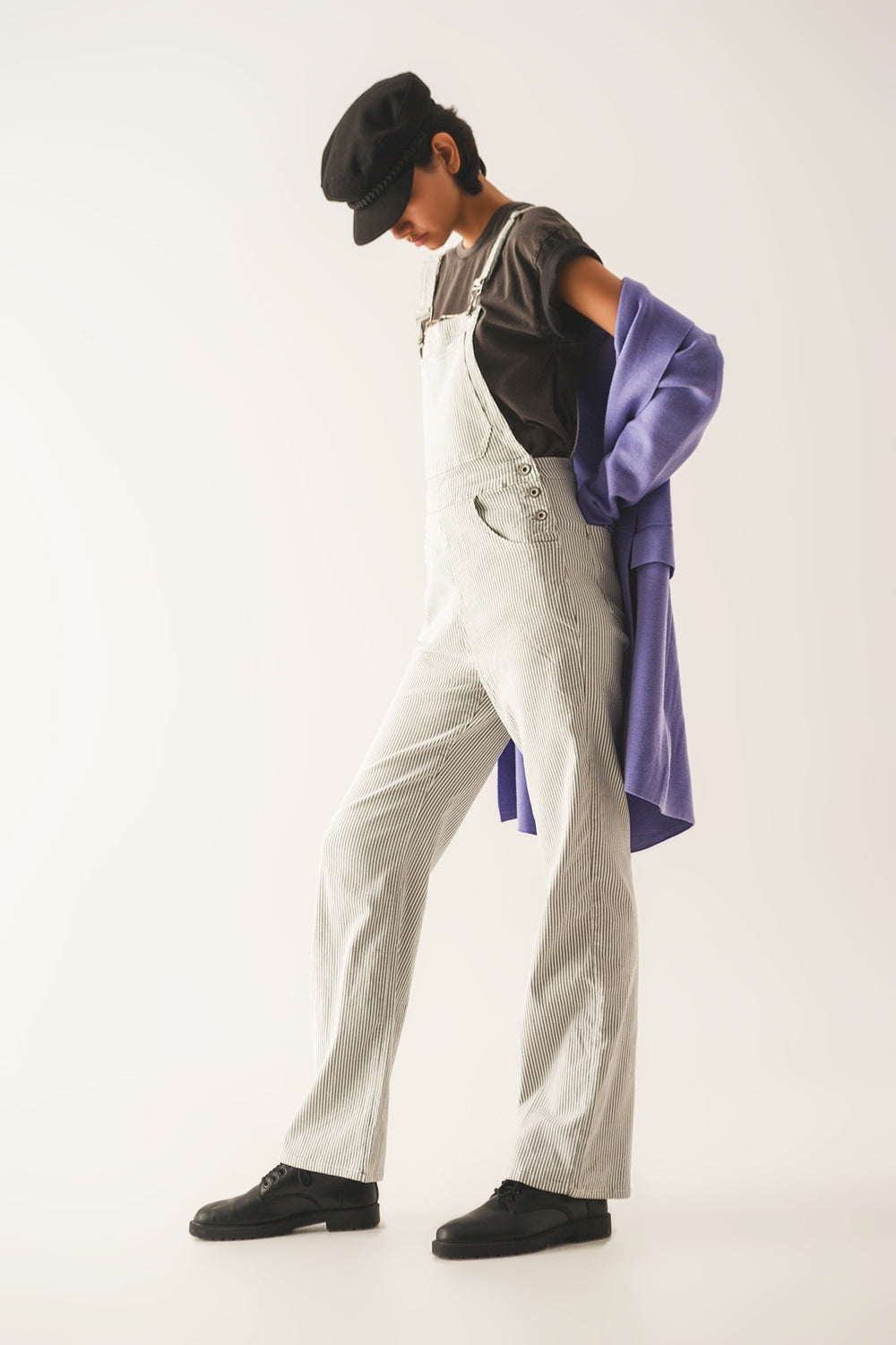 Salopette macacão em riscas cinzentas