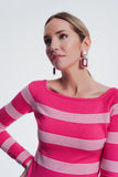 Sueter listrado fucsia com gola de barco