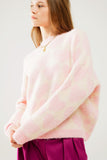 Suéter supermacio oversized creme com corações rosa por toda parte
