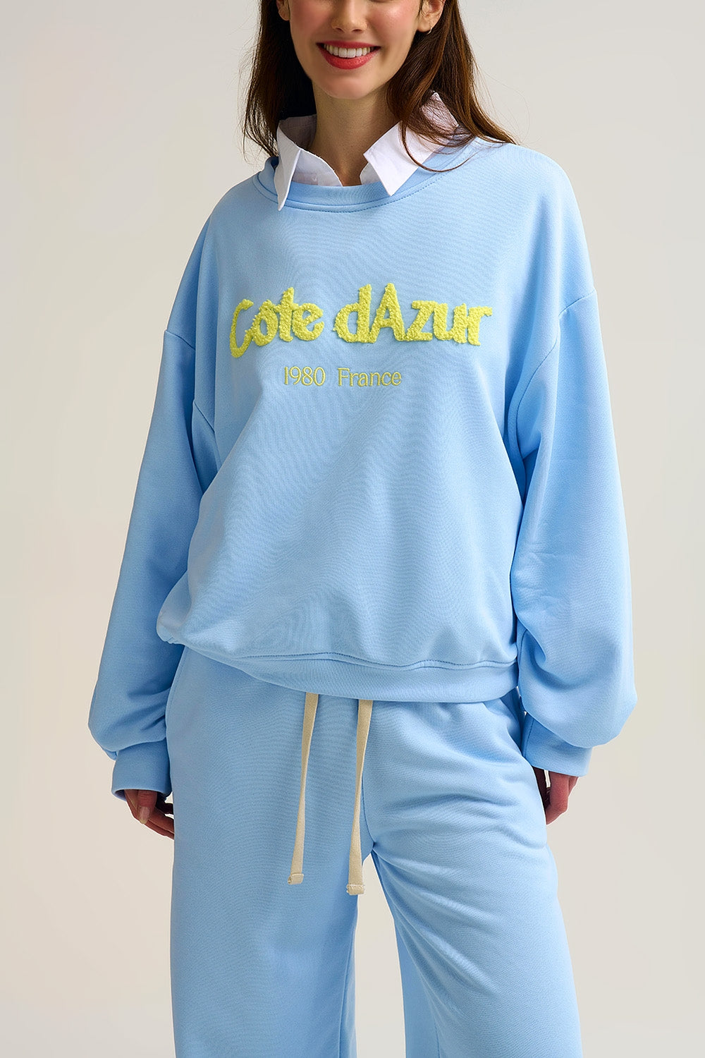 Sweatshirt azul pastel bordada Côte d'Azur