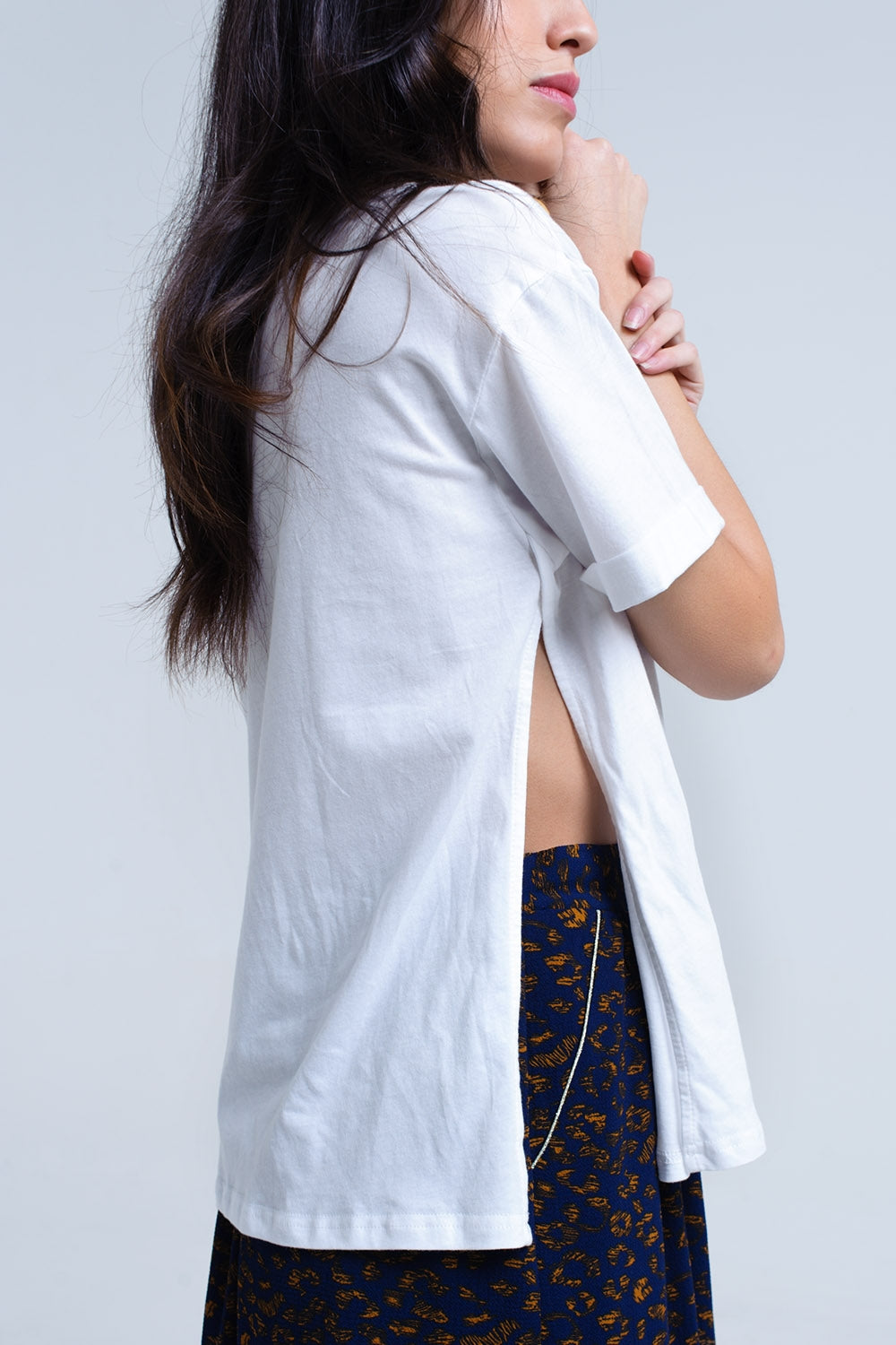 T-shirt branca com strass de cristal