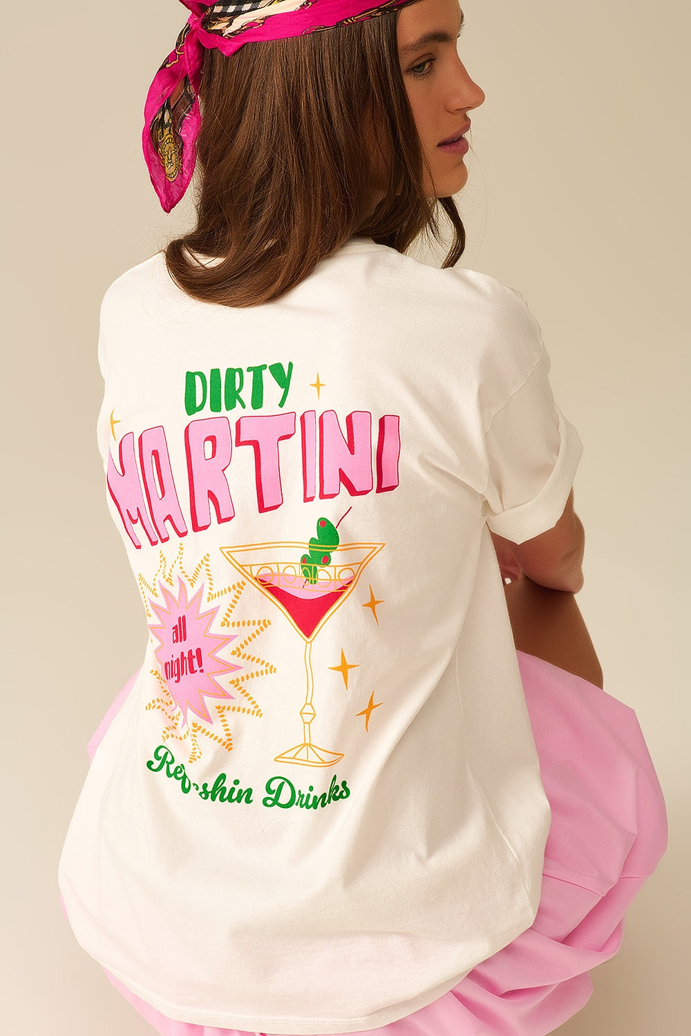 T-shirt branca fabricada em Itália com um logótipo gráfico Martini