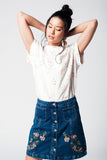 T-shirt branco com impressão floral