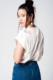 Q2 T-shirt branco com impressão floral