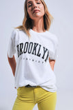 Q2 T-shirt com estampa de Brooklyn em branco
