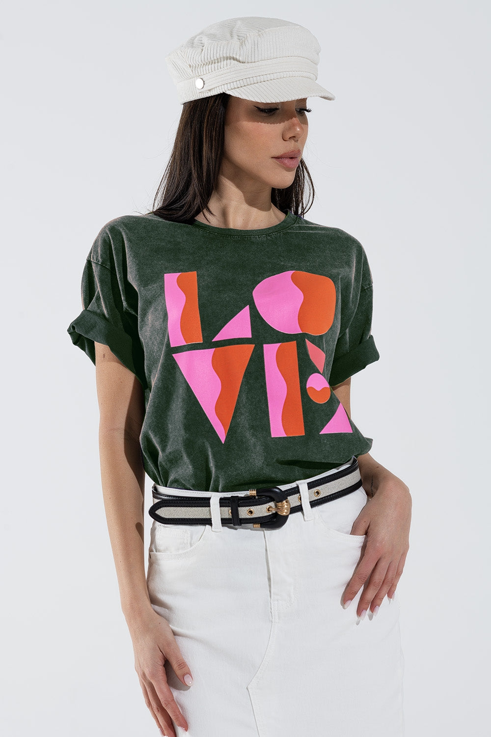 Q2 T-shirt com estampado digital art deco LOVE em cinzento