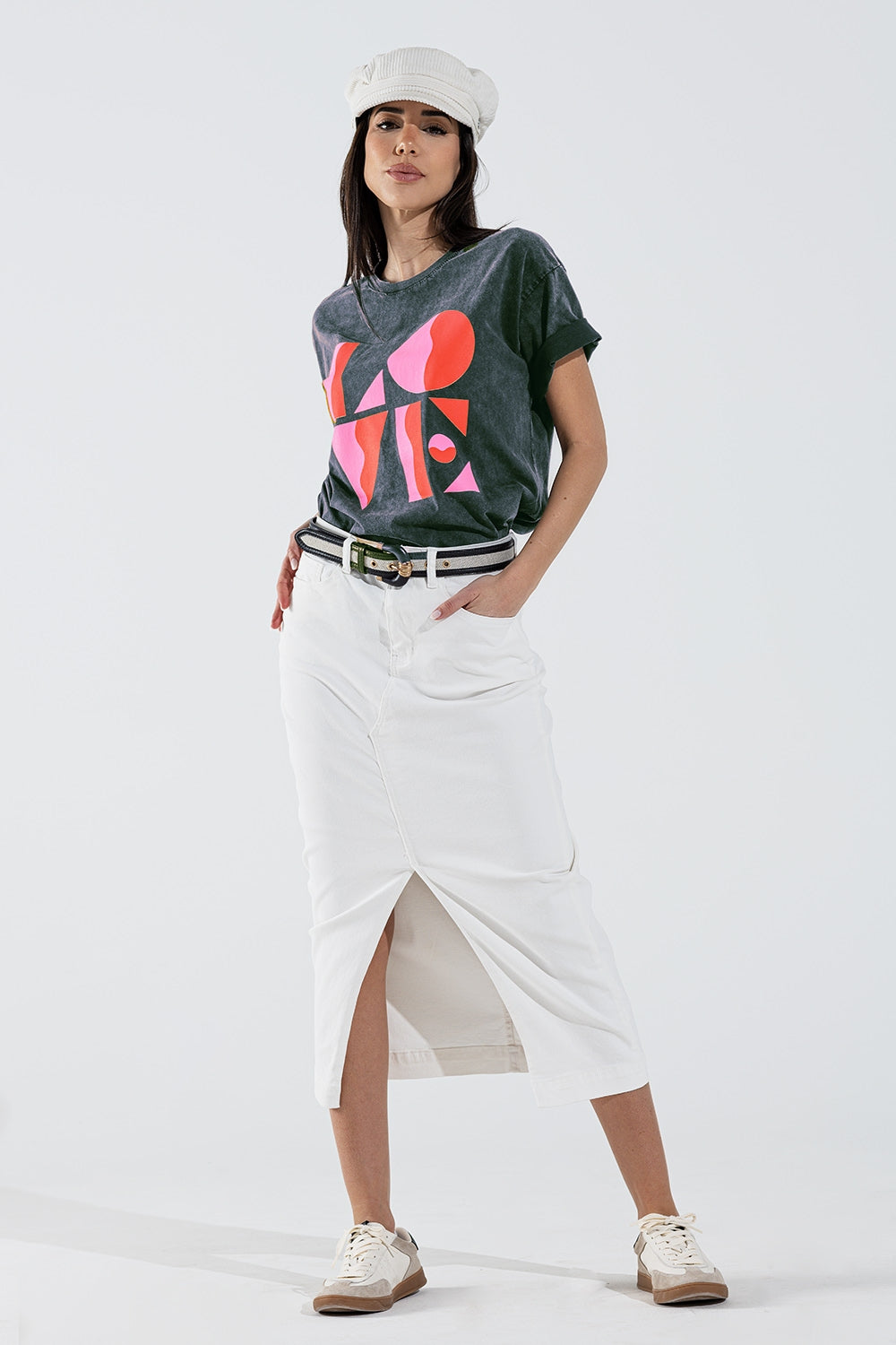 T-shirt com estampado digital art deco LOVE em cinzento