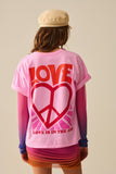T-Shirt cor-de-rosa com o logótipo Love is Air e Heart with Peace