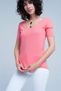 T-shirt coral com decote em v