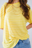 T-shirt de riscas descontraída com gola redonda em amarelo
