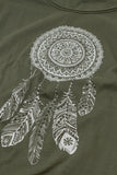 T-shirt descontraída com estampado de penas
