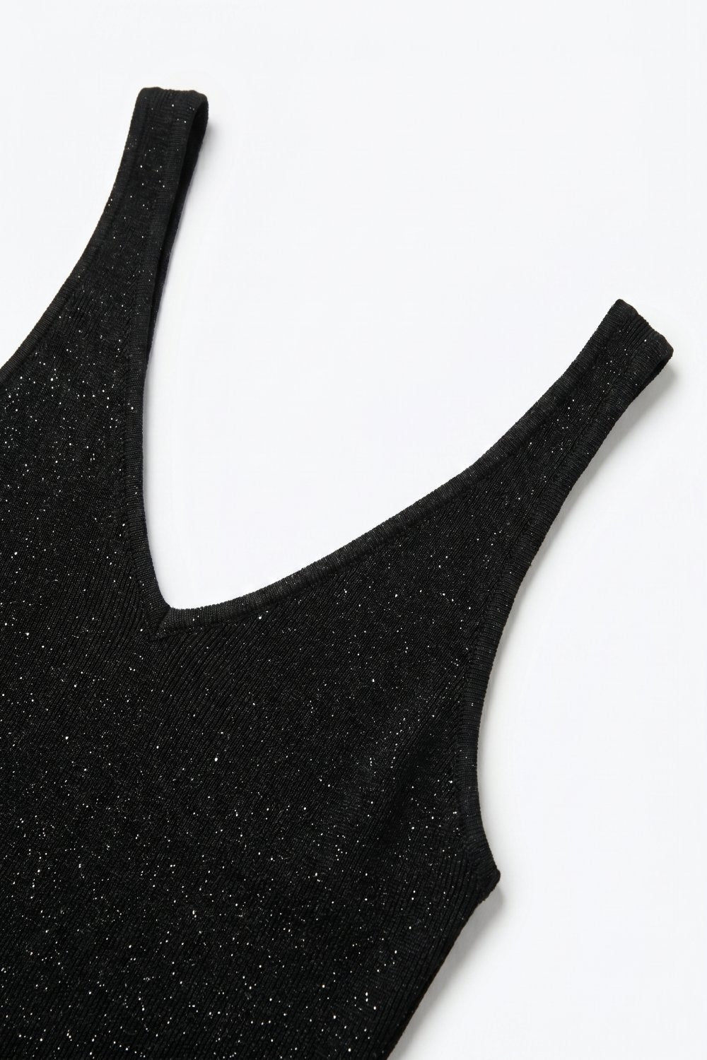 Tank Top preto com brilhantes em malha canelada com decote em V