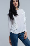 Top com detalhe de ruffle em creme