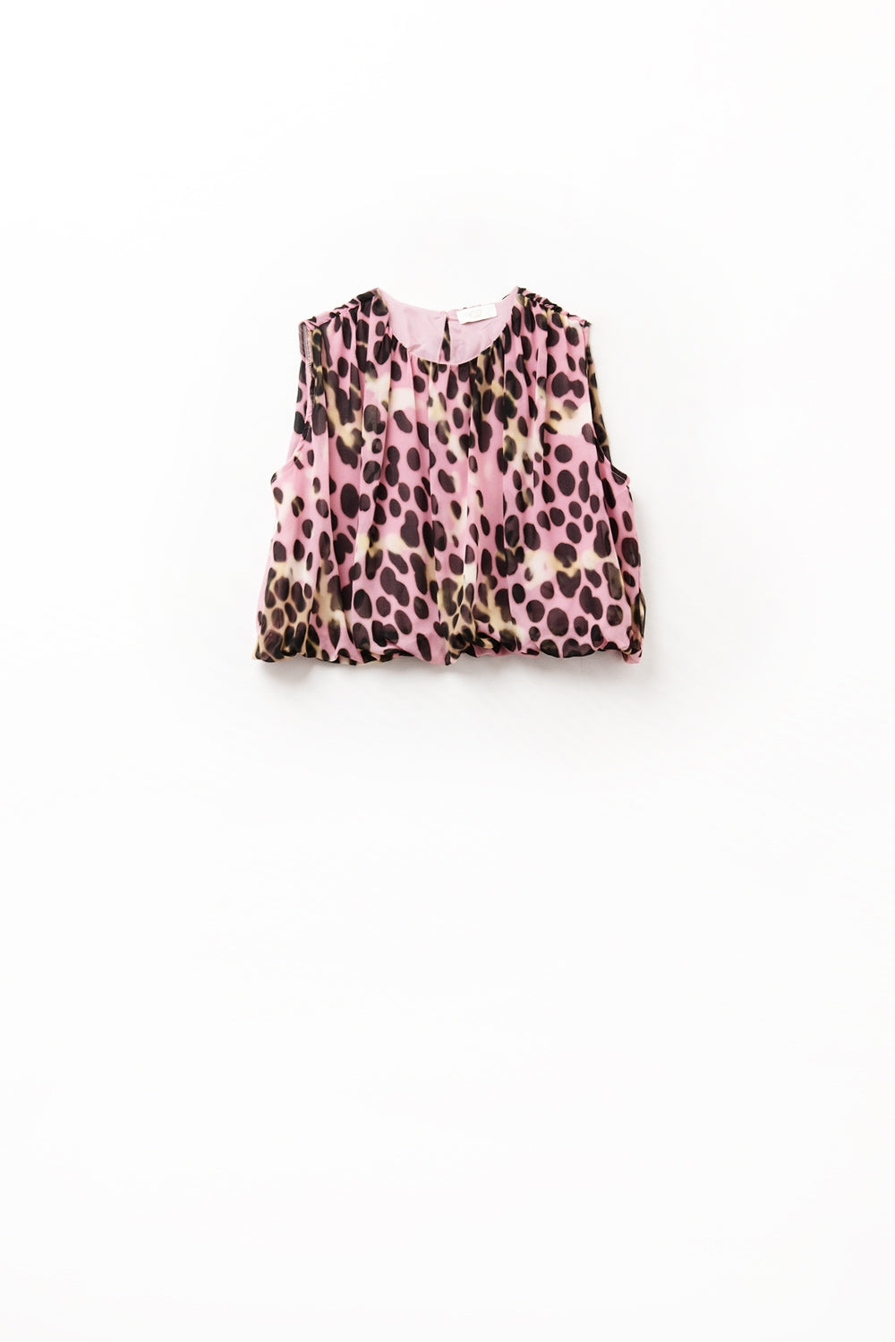 Q2 Top com pregas e estampado animal em rosa e castanho