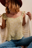 Top com tiras finas com rufos e estampas florais verde