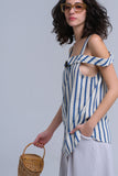 Top creme com listras azul