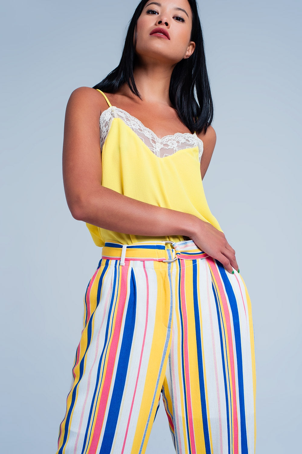 Top de alças Amarelo com detalhe laço