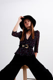 Q2 Top de chiffon de bolinhas em preto