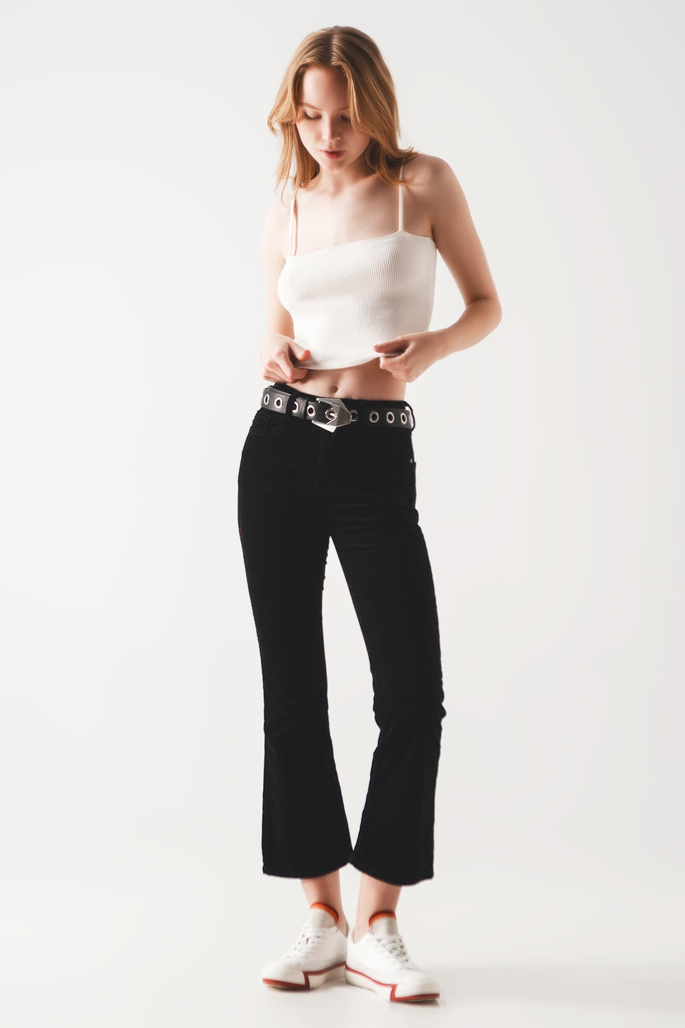 Top de malha sem mangas branco com nervuras