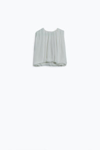 Q2 Top de musselina branca com design de pregas