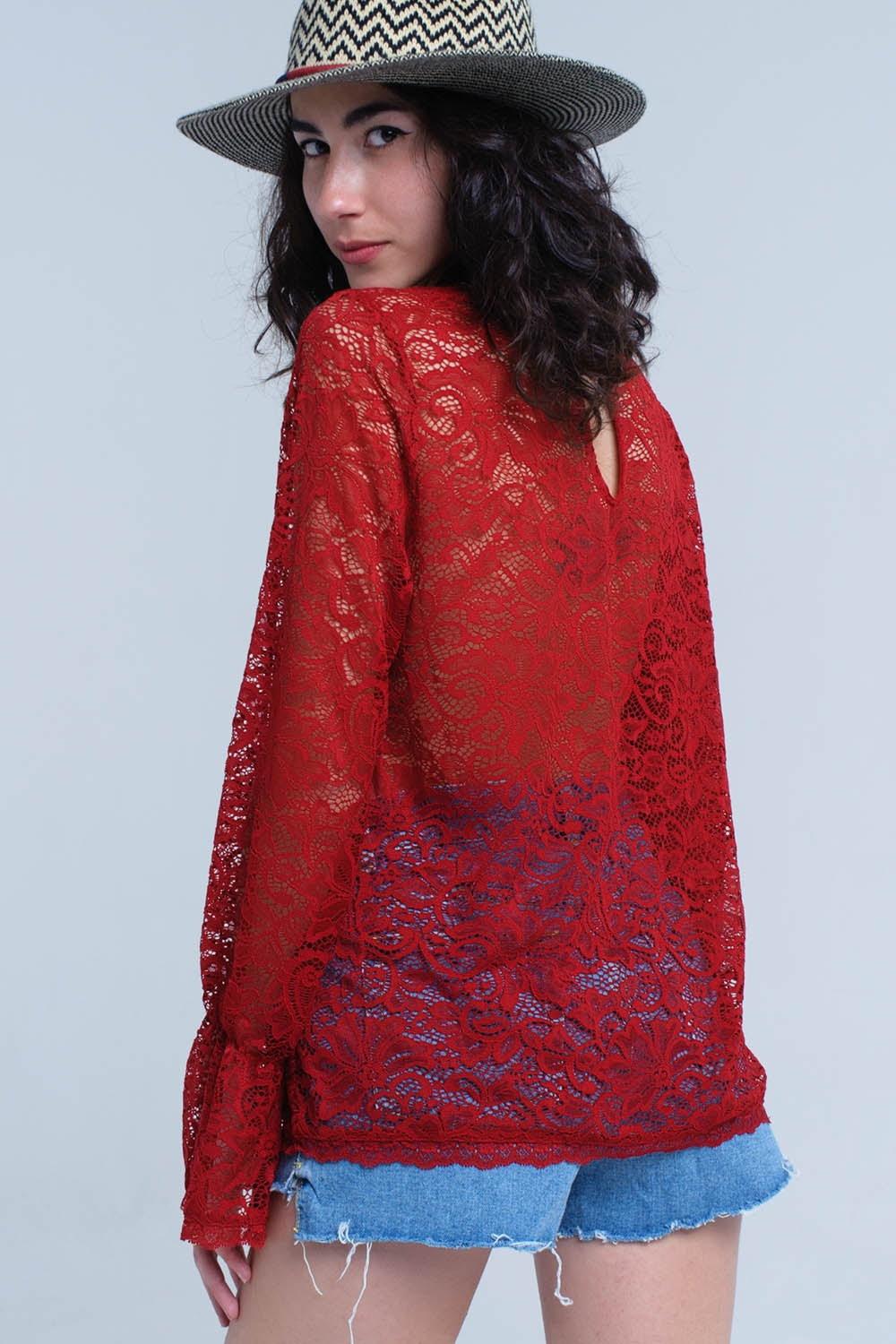 Top de renda pura de Borgonha com mangas de sino