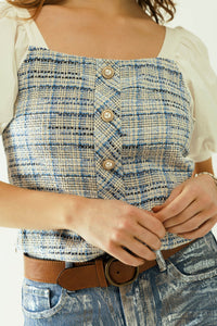 Top de tweed azul com mangas curtas volumosas e botões de pérolas