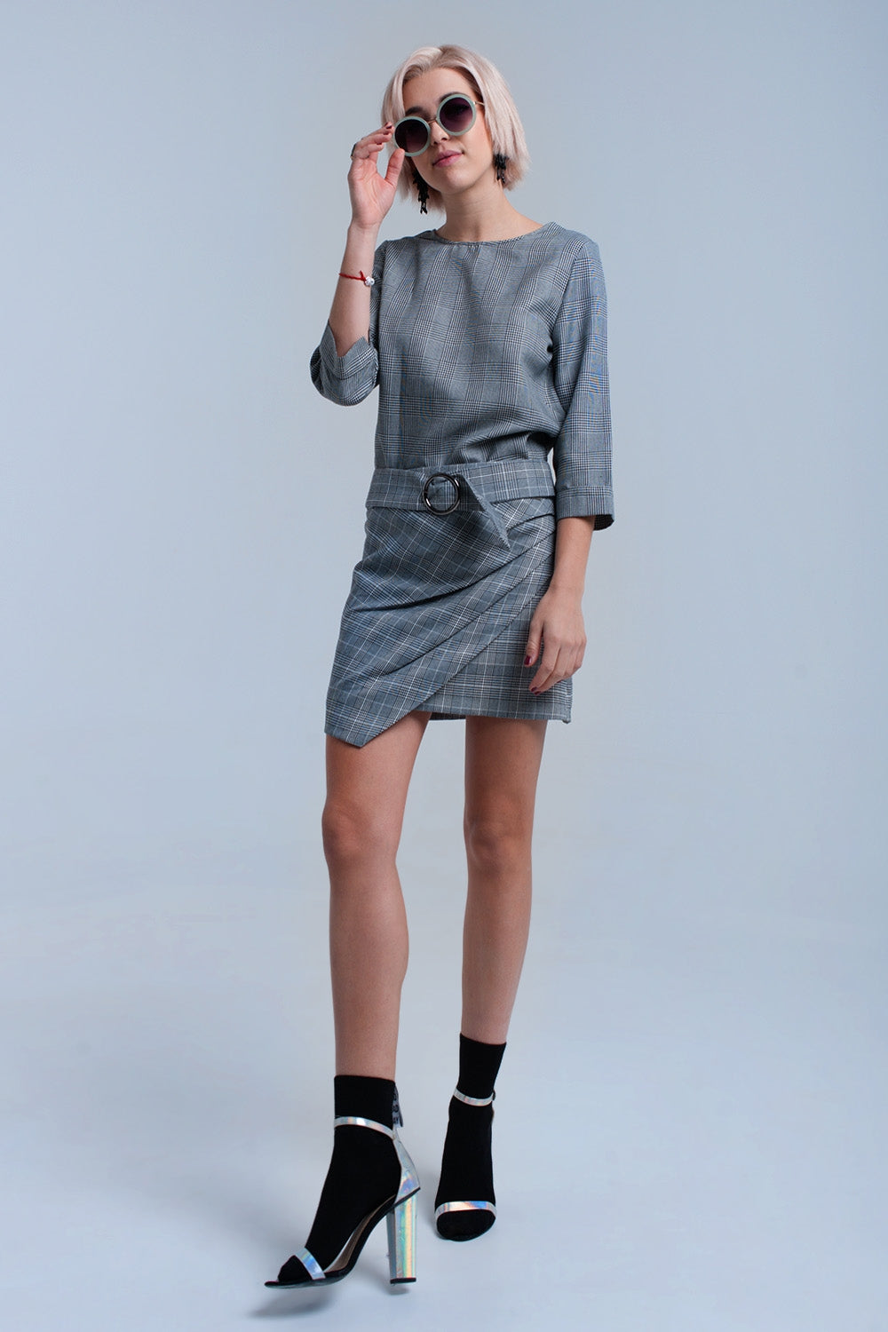 Top padrão de tartan cinza com fitas