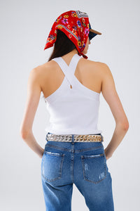 Top tricotado com corte frontal cruzado em branco