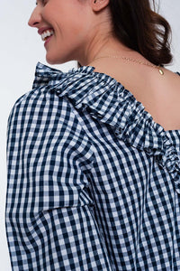 Top xadrez azul com decote quadrado
