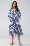Vestido Boho Maxi com mangas em balão e estampado de folhas em azul escuro e branco