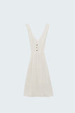 Vestido branco com pormenor de botões
