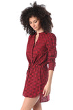 Vestido camisa aos quadrados vermelhos